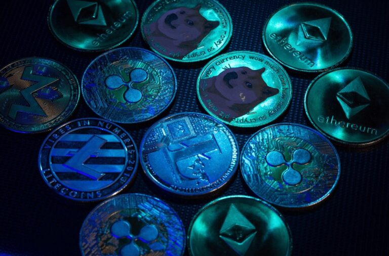 Altcoins+1